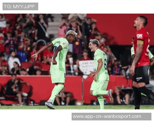 桑切斯回忆巴萨辉煌岁月并谈亚马尔成长需放松心态 桑切斯回忆巴萨辉煌岁月并谈亚马尔成长需放松心态