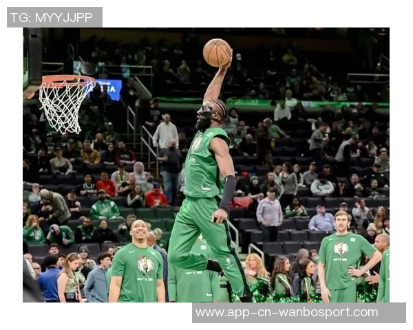 哈珀表现低迷全场仅得6分3助攻4失误半场命中率惨淡 哈珀表现低迷全场仅得6分3助攻4失误半场命中率惨淡