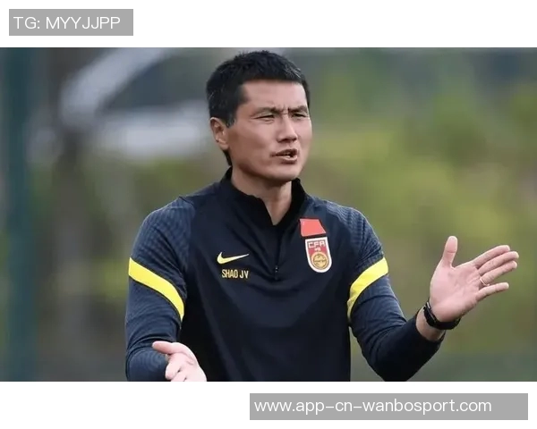沪媒分析邵佳一执教经历不足外教选聘模式亟待改进 沪媒分析邵佳一执教经历不足外教选聘模式亟待改进
