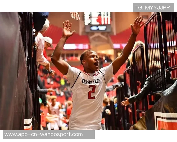 媒体人解析火箭与掘金对决回顾90年代经典对抗的魅力与战术