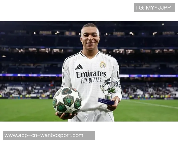 姆巴佩创造历史成皇马首位包揽赛季欧冠前三球的传奇球员 姆巴佩创造历史成皇马首位包揽赛季欧冠前三球的传奇球员