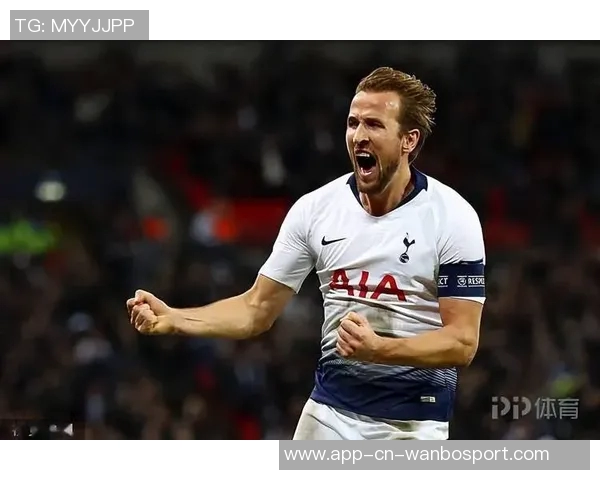 多特蒙德34岁替补门将迈尔成功续约至2027年正式签署新合同