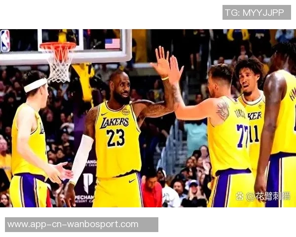 NBA精彩回顾：活塞逆袭快船马刺战胜绿军骑士轻取森林狼展现强大实力