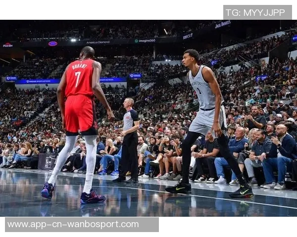 NBA精彩回顾马刺逆转湖人勇士战胜雄鹿开拓者阻击火箭尼克斯力克快船