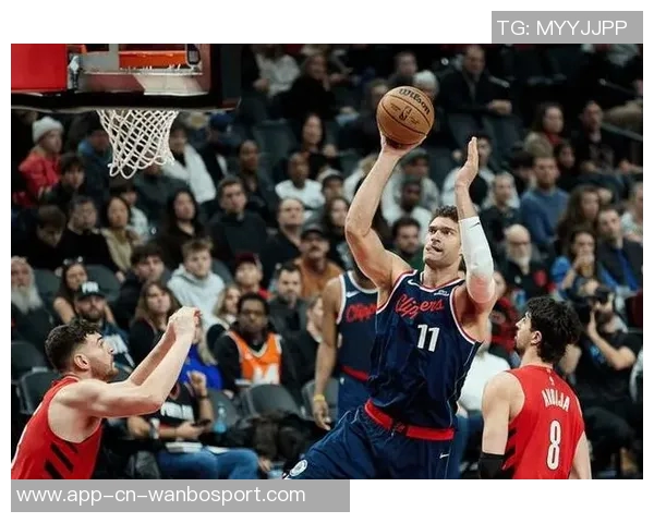 大洛佩兹37岁后单场投中9记三分球追平历史第三位成就